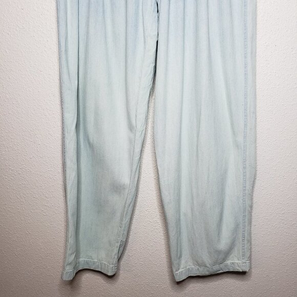 UO BDG Women's Highrise Ombre Light Wash Wide-Leg Jeans Sz 10 (1160) - Picture 3 of 8